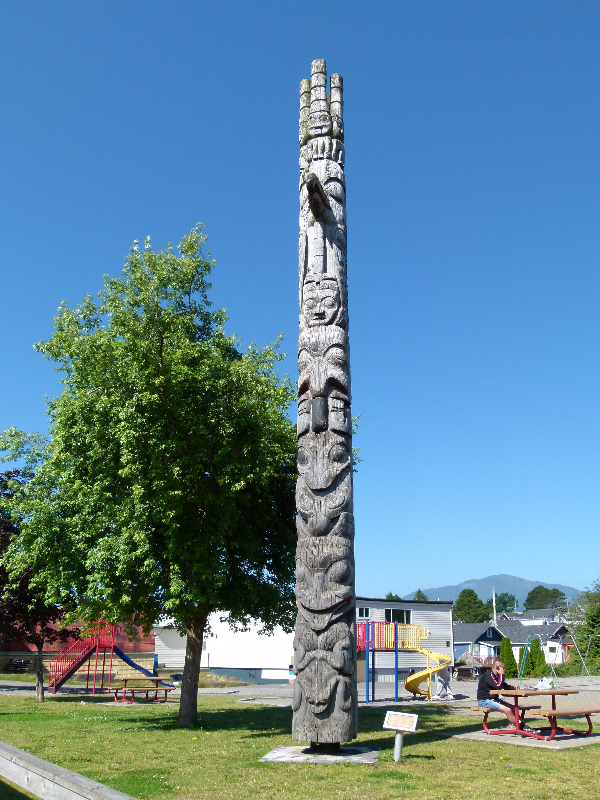 Eagle Chief's Pole of Tanu