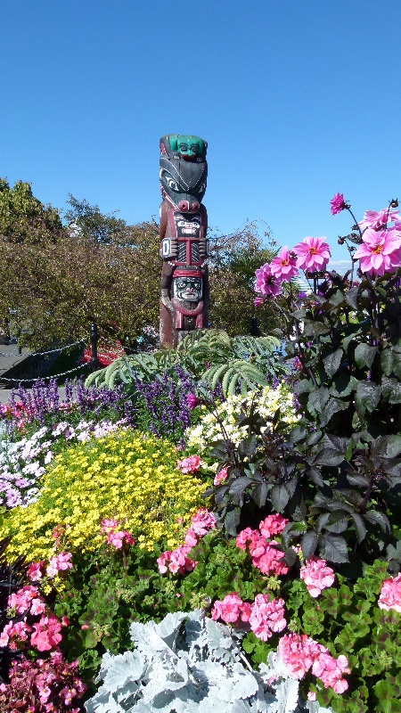 Kwakiutl Bear Pole