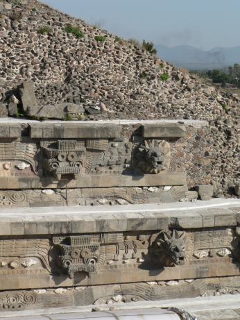 Tempel des Quetzalcoatl 