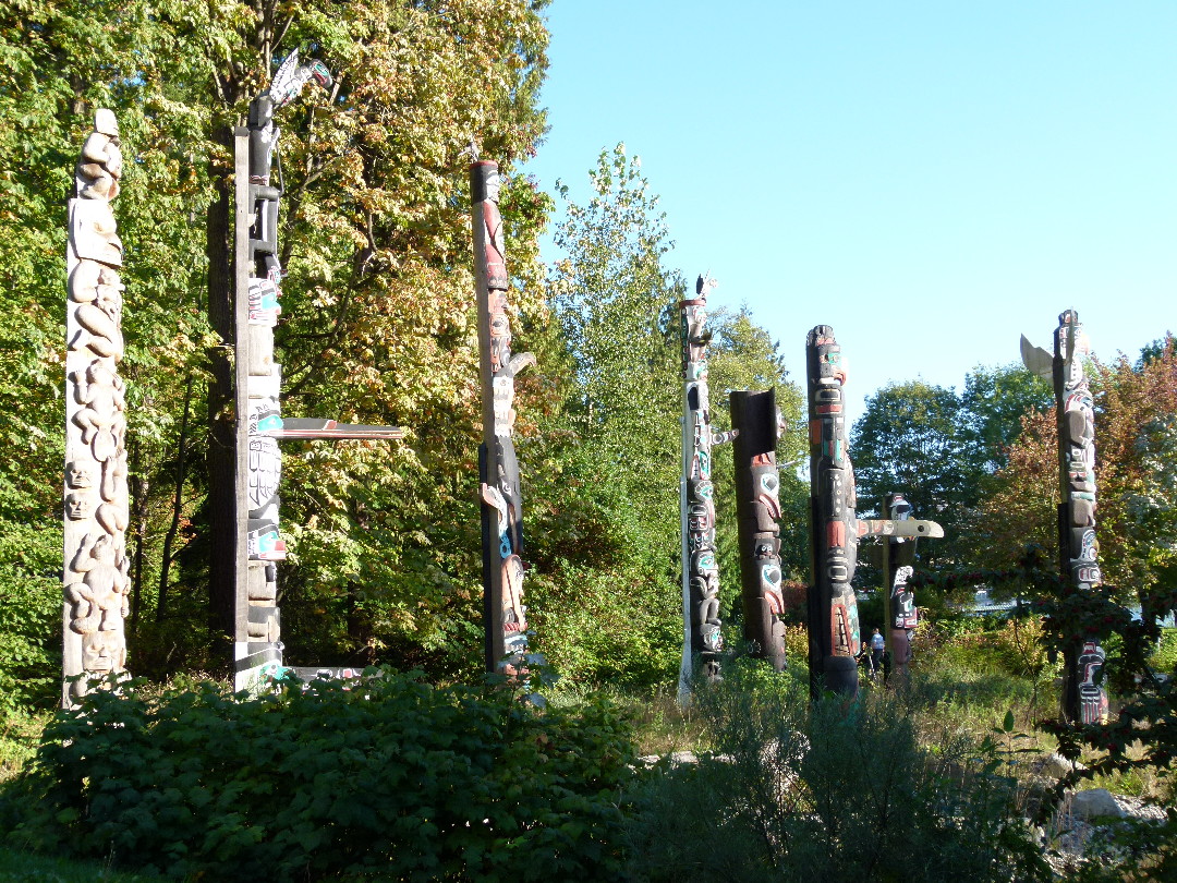 Totempfhle im Stanley Park von Antje Baumann